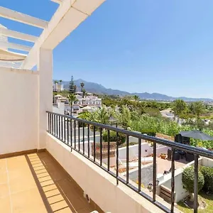 Tropicana Townhouse, 2 Bedroom Next To The Pool , Nerja España